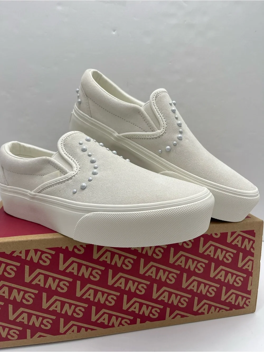 Vans WMNS Classic Slip-On Platform Pearls Marshmallow VN000EA9CCZ Sneakers